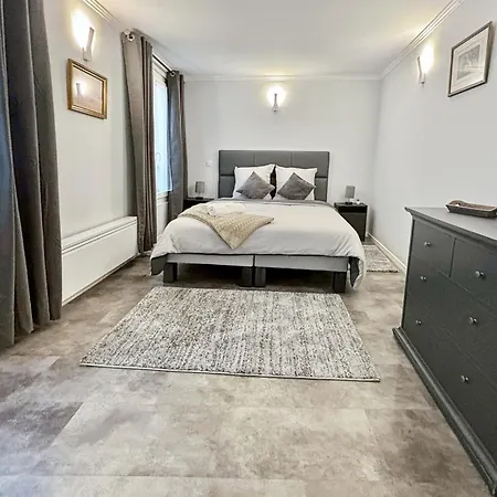 Luxury Saint-honore - Rentaway